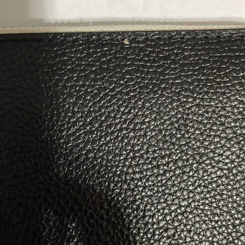 Coach Wallet - Picture 3 of 10
